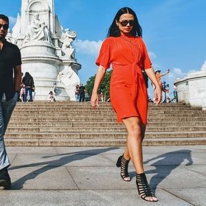 🔴SOLD🔴Zara poppy color button dress